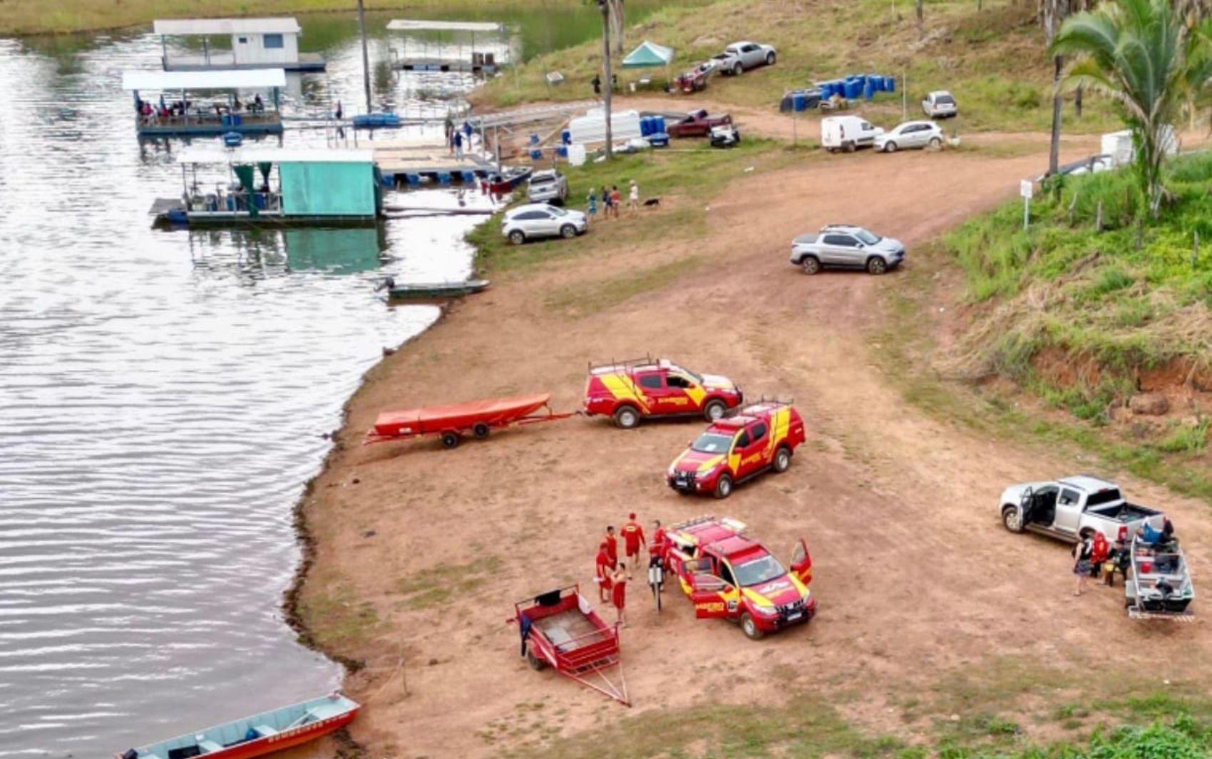 Bombeiros encontram corpo de jovem desaparecida após acidente com lancha |  CBN-GO